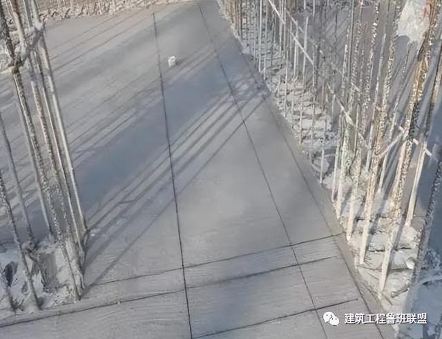 如何穿插提效縮短工期？中建項(xiàng)目示例（施工工藝程序簡單可快速施工縮短工期提前發(fā)揮工程效益）
