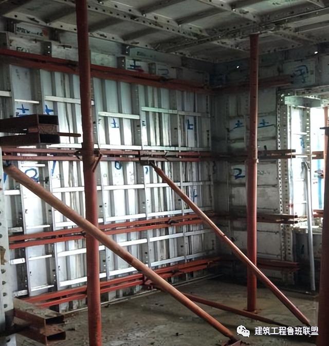 如何穿插提效縮短工期？中建項(xiàng)目示例（施工工藝程序簡單可快速施工縮短工期提前發(fā)揮工程效益）