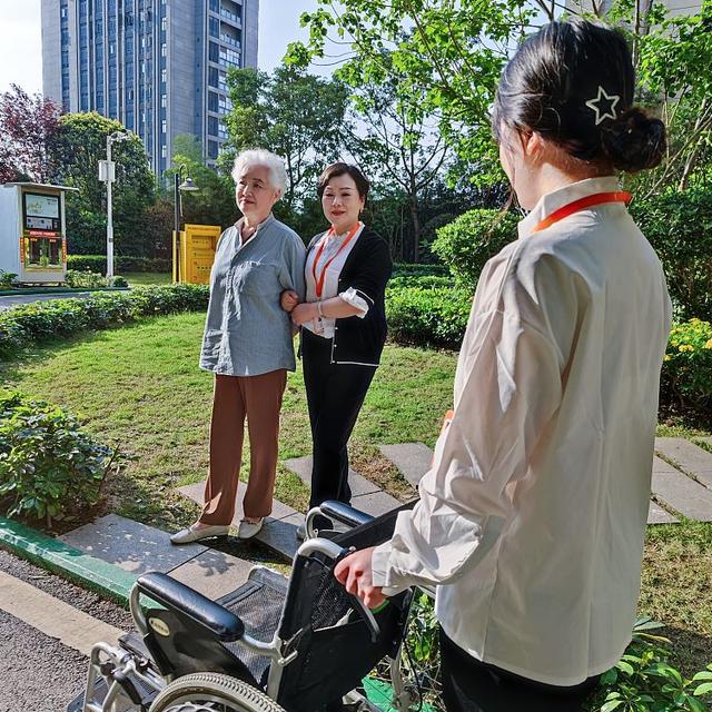 在家就能養(yǎng)老，是每個家庭的福音（在家里養(yǎng)老）